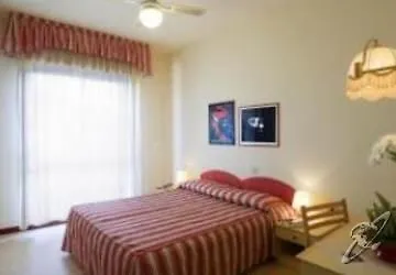 Hotel Imperia 리도 디 예솔로